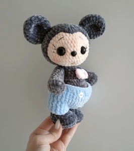 Rękodzieło - mysz wykonana szydełkiem