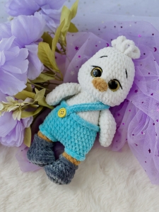 Rękodzieło - kurczak wykonany na szydełku