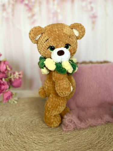 ręcznie robiony, miś szydełkowy do przytulania, personalizowany miś szydełkowy, amigurumi miś, rękodzieło dla dzieci, zabawka sensoryczna, prezent handmade, unikalna zabawka, dekoracja pokoju dziecięcego, ekologiczna zabawka