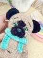 mops amigurumi, szydełkowy mops, amigurumi pies, pies na szydełku, ręcznie robiony mops, crochet pug, handmade dog toy, mops maskotka, prezent dla fana psów, szydełkowa zabawka pies