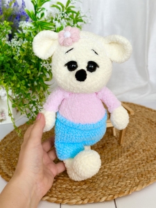 Rękodzieło - mysz wykonana szydełkiem