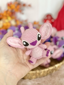 Rękodzieło - angel brelok/zawieszka wykonana szydełkiem