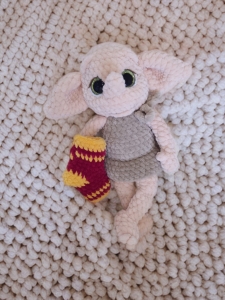 Rękodzieło - zgredek wykonany szydełkiem 